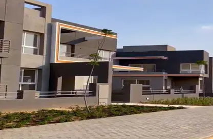 Townhouse - 3 Bedrooms - 3 Bathrooms for sale in Kayan - Sheikh Zayed Compounds - Sheikh Zayed City - Giza