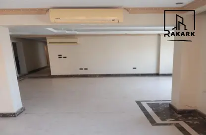 Office Space - Studio - 3 Bathrooms for rent in Ismailia Desert Road - El Nozha El Gadida - El Nozha - Cairo