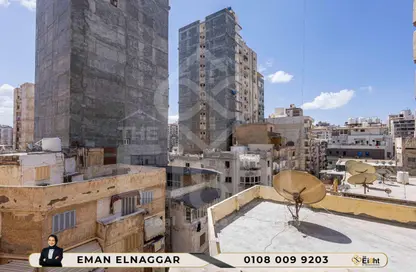Apartment - 2 Bedrooms - 1 Bathroom for sale in Abdel Salam Aref St. - Saraya - Sidi Beshr - Hay Awal El Montazah - Alexandria