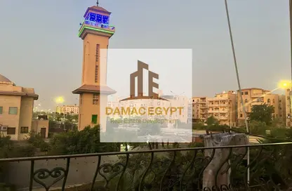 Apartment - 3 Bedrooms - 2 Bathrooms for sale in El Mehwar El khadamy - Central Axis - 8th District - 6 October City - Giza