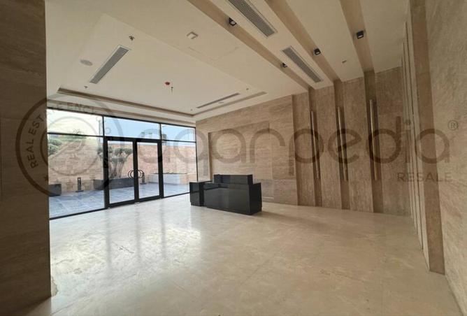 8365371 - Property Image 2