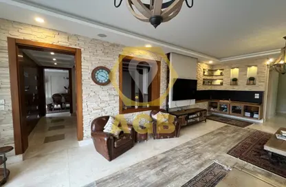 Duplex - 5 Bedrooms - 7 Bathrooms for sale in Al Kawthar St. - Mohandessin - Giza