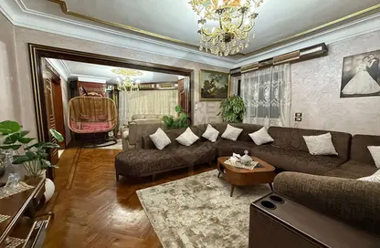 Apartment - 3 Bedrooms - 3 Bathrooms for sale in Al Ekbal St. - Laurent - Hay Sharq - Alexandria