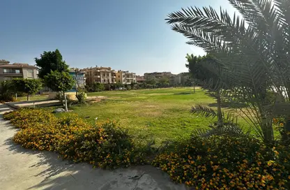 Apartment - 3 Bedrooms - 2 Bathrooms for sale in District 5 - The 5th Settlement - New Cairo City - Cairo