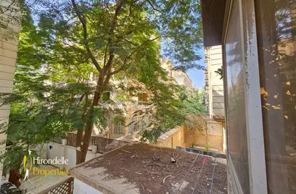 Apartment - 2 Bedrooms - 2 Bathrooms for sale in Sarayat Al Maadi - Hay El Maadi - Cairo