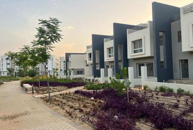 8211867 - Property Image 2