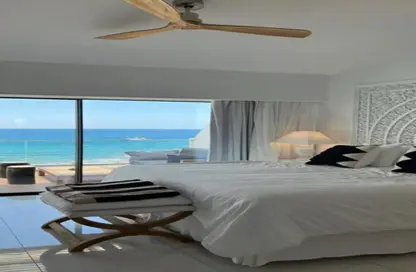 Chalet - 2 Bedrooms - 2 Bathrooms for sale in Mar Bay - Ras Al Hekma - North Coast