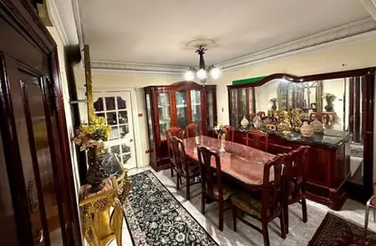 Apartment - 2 Bedrooms - 1 Bathroom for rent in Abdel Hamid Shoman St. - 8th Zone - Nasr City - Cairo