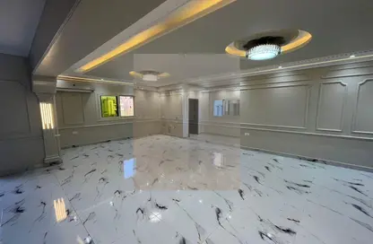 Co-Working Space - Studio - 2 Bathrooms for rent in District 5 - The 5th Settlement - New Cairo City - Cairo