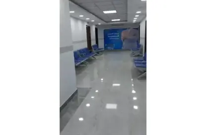 مساحات مكتبية - استوديو - 3 حمامات للايجار في شارع احمد الزمر - المنطقة التاسعة - مدينة نصر - القاهرة