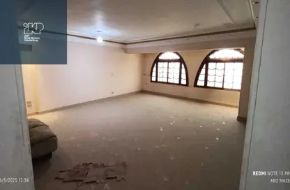Apartment - 3 Bedrooms - 2 Bathrooms for sale in Zahraa El Maadi - Hay El Maadi - Cairo