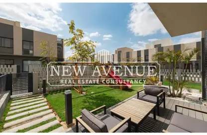 Villa - 3 Bedrooms - 3 Bathrooms for sale in Al Burouj Compound - El Shorouk Compounds - Shorouk City - Cairo