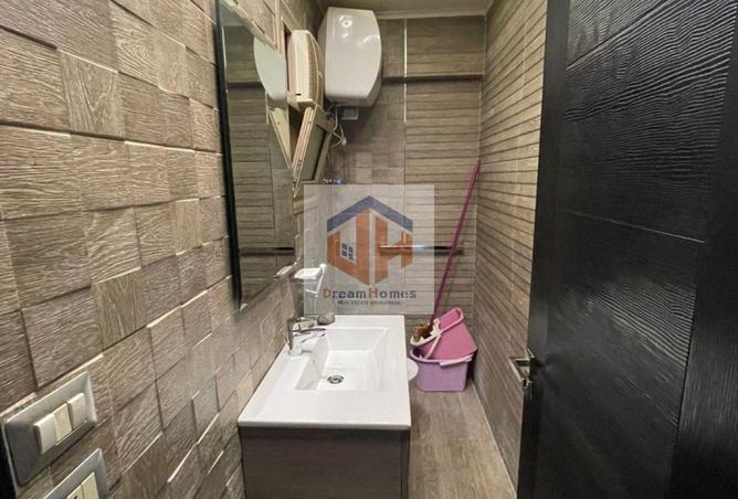 8400305 - Property Image 2