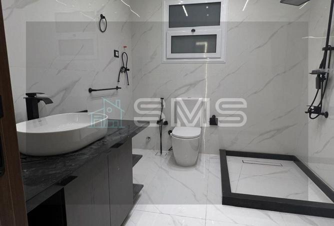 8327808 - Property Image 3