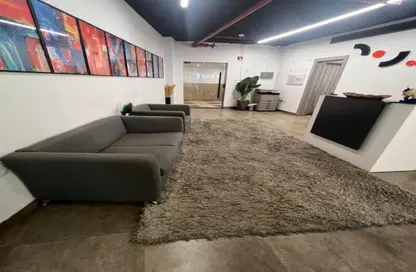Office Space - Studio - 1 Bathroom for rent in Hyde Park Business District Mall - South Teseen St. - The 5th Settlement - New Cairo City - Cairo