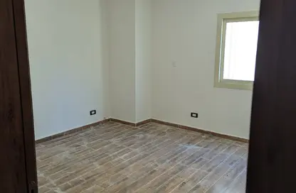 شقة - 3 غرف نوم - 2 حمامات للايجار في طيبة جاردنز - التوسعات الشمالية - مدينة 6 أكتوبر - الجيزة