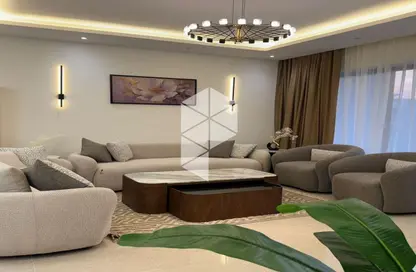 Apartment - 2 Bedrooms - 2 Bathrooms for rent in Lake View Residence - 5th Settlement Compounds - The 5th Settlement - New Cairo City - Cairo