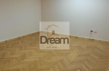 Co-Working Space - Studio - 3 Bathrooms for rent in Gameat Al Dewal Al Arabeya St. - Mohandessin - Giza