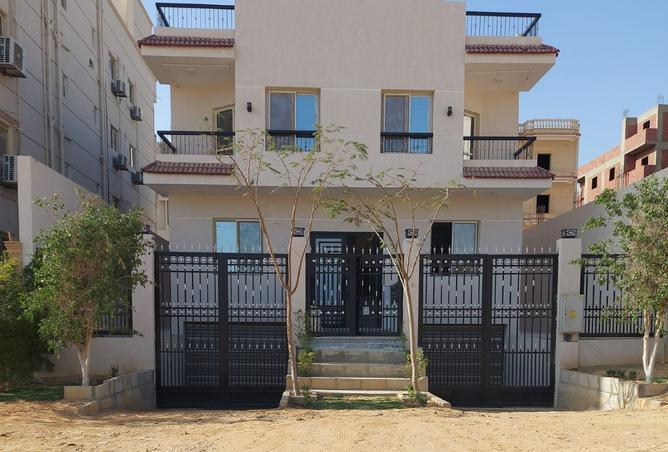 8066780 - Property Image 2