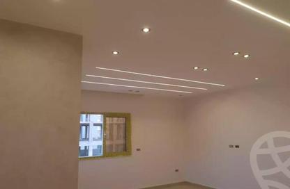 Apartment - 3 Bedrooms - 2 Bathrooms for rent in Touristic 1 - Northern Expansions - 6 October City - Giza