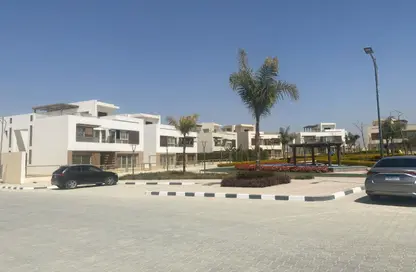 Villa - 5 Bedrooms - 5 Bathrooms for sale in Upville - Cairo Alexandria Desert Road - 6 October City - Giza