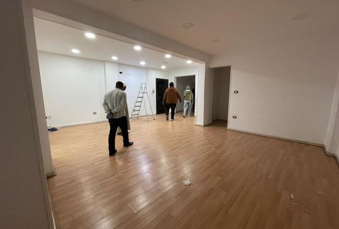 8393826 - Property Image 2