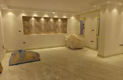 شقة - 3 غرف نوم - 2 حمامات للايجار في زهراء المعادي - حي المعادي - القاهرة