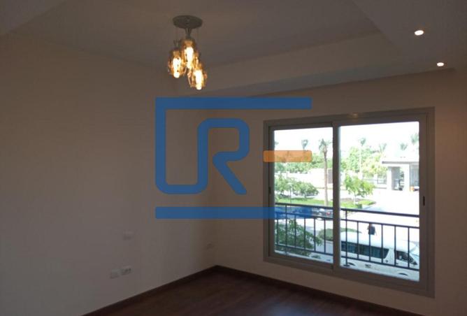 8086924 - Property Image 2