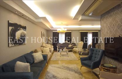 Villa - 4 Bedrooms - 3 Bathrooms for rent in Madinaty - Cairo