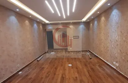 Apartment - 3 Bedrooms - 2 Bathrooms for rent in Talaat Mostafa St. - Rehab City Fifth Phase - Al Rehab - New Cairo City - Cairo