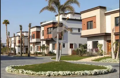 Apartment - 3 Bedrooms - 3 Bathrooms for sale in Azzar - 5th Settlement Compounds - The 5th Settlement - New Cairo City - Cairo