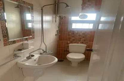 Apartment - 3 Bedrooms - 2 Bathrooms for rent in Naguib Bassiouny St. - Saint Fatima Square - El Nozha - Cairo