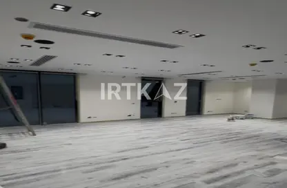 Office Space - Studio - 1 Bathroom for rent in Hyde Park Business District Mall - South Teseen St. - The 5th Settlement - New Cairo City - Cairo