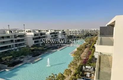 Apartment - 4 Bedrooms - 4 Bathrooms for sale in Lake View Residence - 5th Settlement Compounds - The 5th Settlement - New Cairo City - Cairo