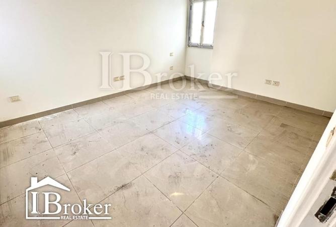 8213852 - Property Image 3