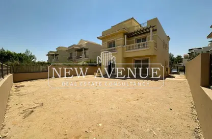 Villa - 4 Bedrooms - 4 Bathrooms for sale in The Residences - New Cairo City - Cairo