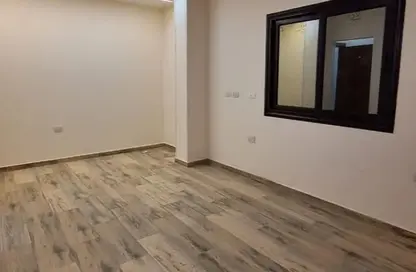 شقة - 4 غرف نوم - 3 حمامات للايجار في محور محمد نجيب - ابو الهول - مدينة القاهرة الجديدة - القاهرة