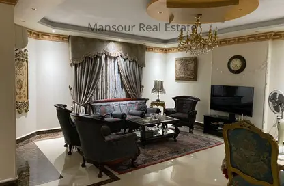 Apartment - 3 Bedrooms - 3 Bathrooms for sale in Mohamed Hassanein Heikal St. - 6th Zone - Nasr City - Cairo