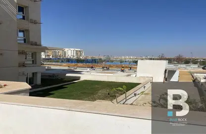 Apartment - 3 Bedrooms - 1 Bathroom for sale in Mountain View iCity October - 6 October Compounds - 6 October City - Giza