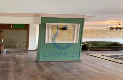 Apartment - 2 Bedrooms - 2 Bathrooms for sale in Street 153 - Maadi - Hay El Maadi - Cairo