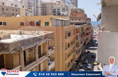 شقة - 4 غرف نوم - 3 حمامات للبيع في طريق الجيش - جليم - حي شرق - الاسكندرية
