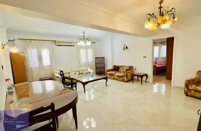 Apartment - 2 Bedrooms - 1 Bathroom for rent in Degla Square - Degla - Hay El Maadi - Cairo