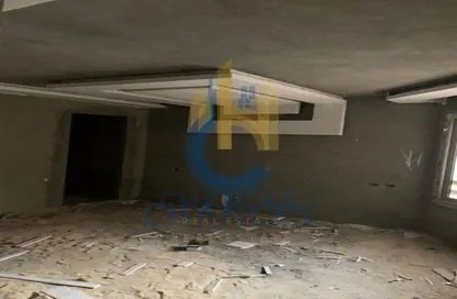 Apartment - 3 Bedrooms - 3 Bathrooms for sale in Tijan - Zahraa El Maadi - Hay El Maadi - Cairo