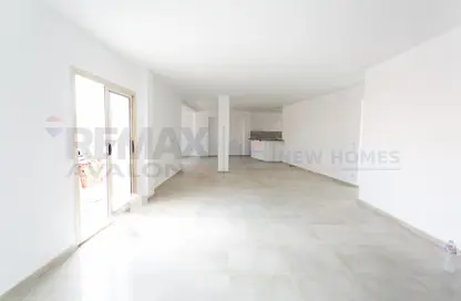 شقة - 3 غرف نوم - 2 حمامات للبيع في سموحة - حي شرق - الاسكندرية