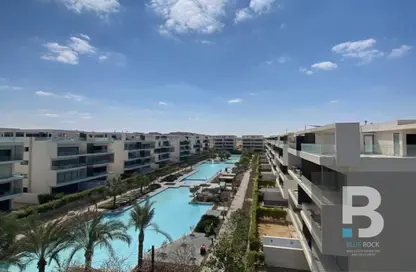 Apartment - 2 Bedrooms - 2 Bathrooms for sale in Lake View Residence - 5th Settlement Compounds - The 5th Settlement - New Cairo City - Cairo