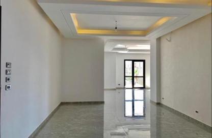 شقة - 3 غرف نوم - 4 حمامات للبيع في ذا كورت ياردز - كمبوندات الشيخ زايد - الشيخ زايد - الجيزة