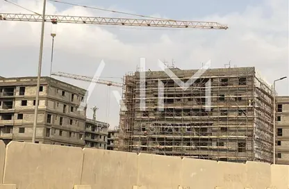 شقة - 2 غرف نوم - 3 حمامات للبيع في كمبوند البروج - كمبوندات الشروق - مدينة الشروق - القاهرة