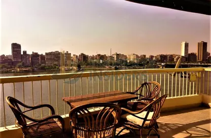 شقة - 3 غرف نوم - 2 حمامات للايجار في شارع عبد العزيز ال سعود - المنيل - حي المنيل - القاهرة