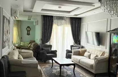 Apartment - 3 Bedrooms - 3 Bathrooms for sale in Galleria Residences - South Investors Area - New Cairo City - Cairo