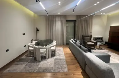 شقة - 3 غرف نوم - 3 حمامات للبيع في 6 ويست - بيفرلي هيلز - كمبوندات الشيخ زايد - الشيخ زايد - الجيزة